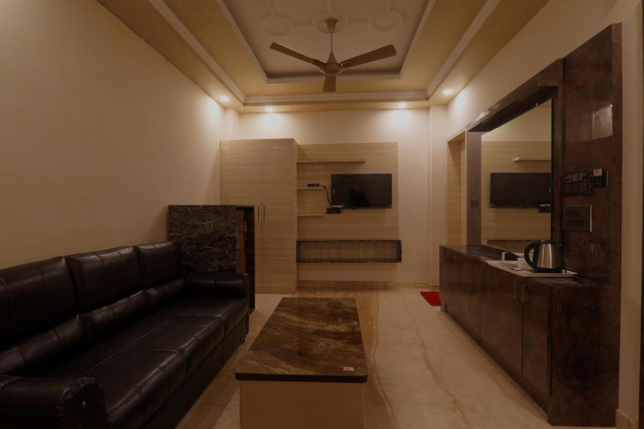 Shri Tirupati Residency Hotel Lucknow Eksteriør billede