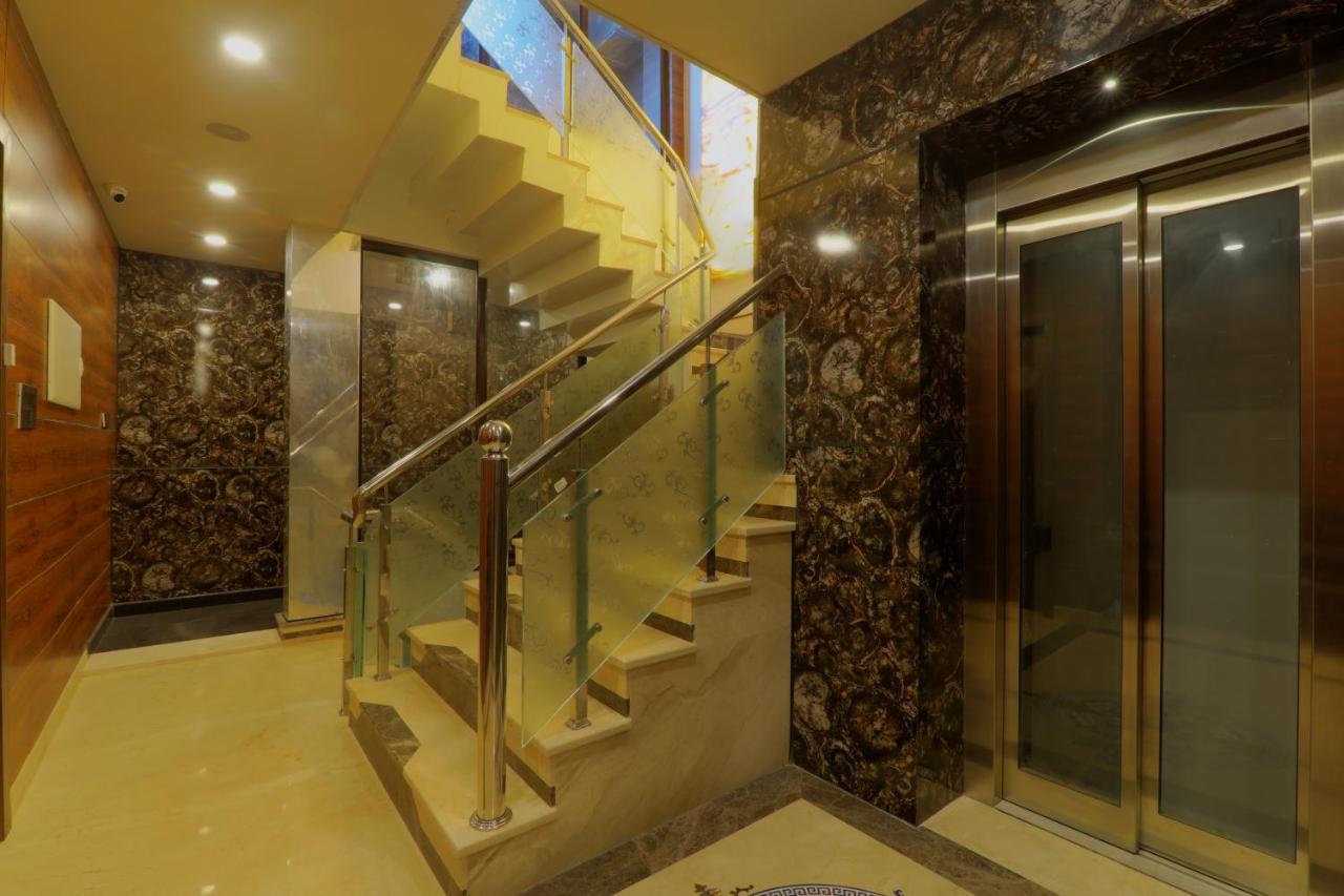 Shri Tirupati Residency Hotel Lucknow Eksteriør billede