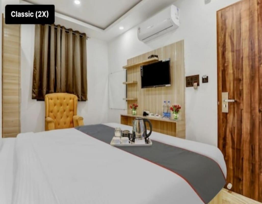 Shri Tirupati Residency Hotel Lucknow Eksteriør billede